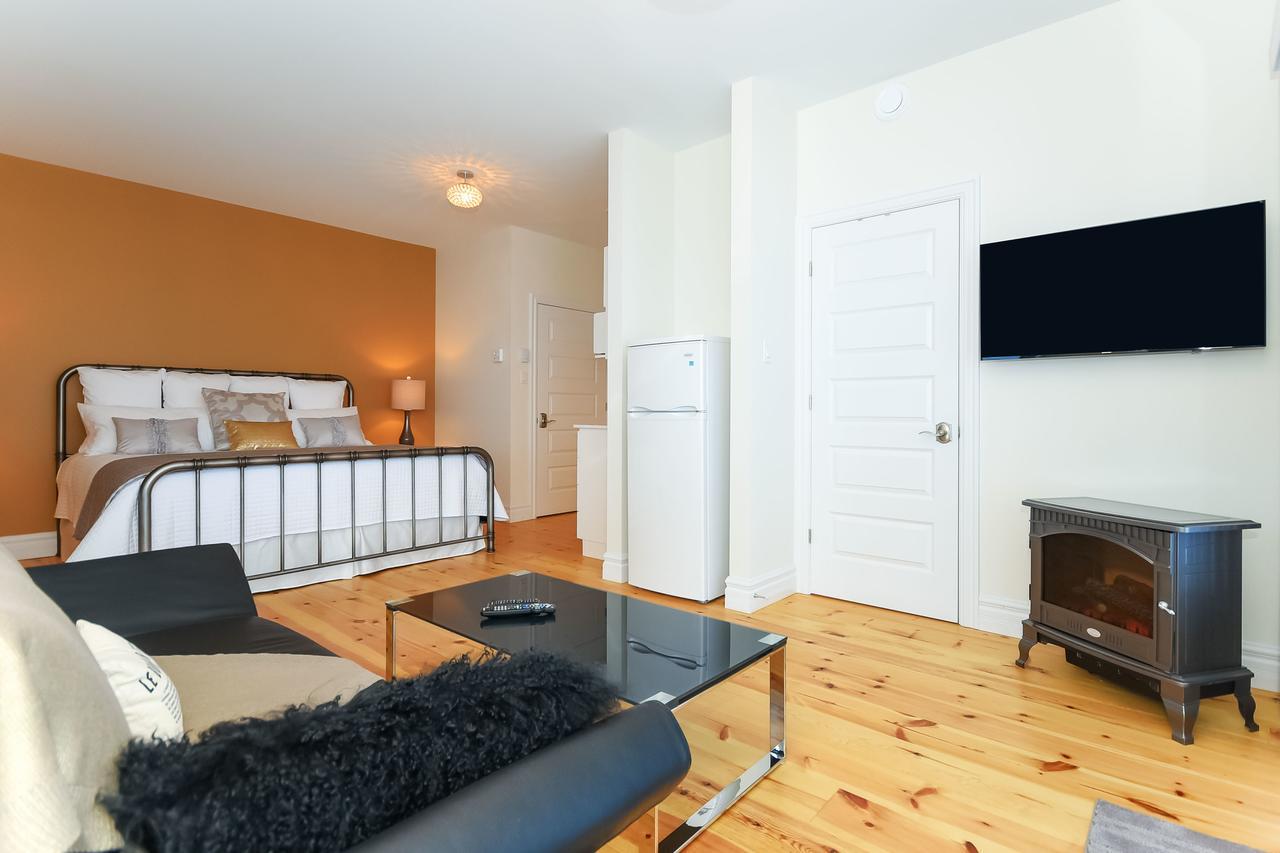 Belle De Nuit Hotel Wakefield Bagian luar foto