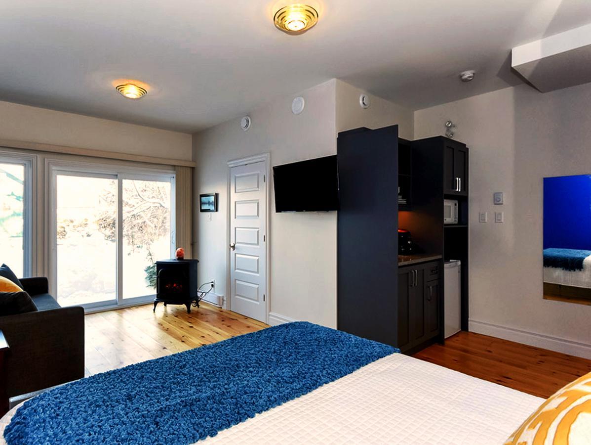 Belle De Nuit Hotel Wakefield Bagian luar foto